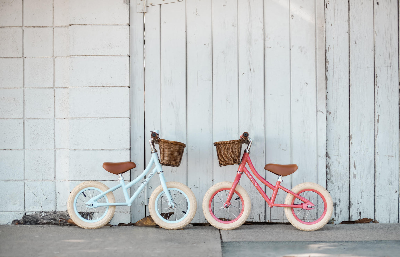 自転車本体 Kith  Banwood Balance Bike ヨドバシ.com - バンウッド BANWOOD BALANCE BIKE BANWOOD FIRST GO