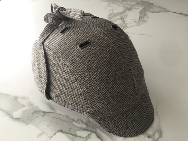 BEG BICYCLES CASQU’ EN VILLE HIS AND HERS SHERLOCK TWEED CAP AND CYCLE HELMET